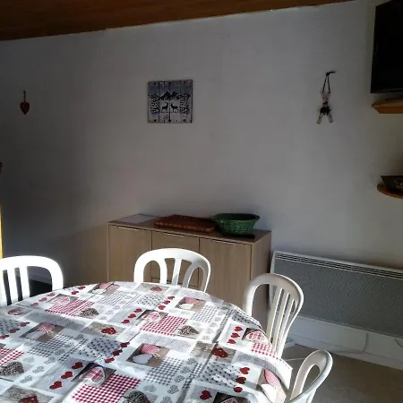 Corbier Centre 32m2 Balcon Sud Vue Pistes Vostok 9e étage Classé Tourisme Et Label Qualité Déco Savoie Appartement Le Corbier